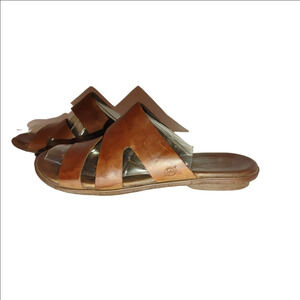 Born Leather Sandals Size 10